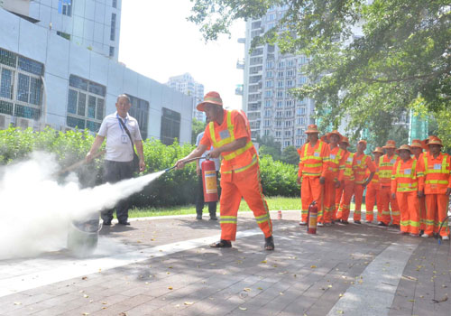 91免费下载安装服务公司举行应急预案演习活动